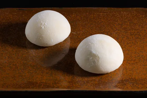 Mochi glacé vanille (2 pièces) de Mas Sushi