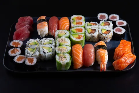 Plateau à partager (38 pièces) de Mas Sushi