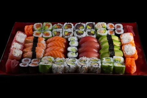 Plateau à partager (72 pièces) de Mas Sushi
