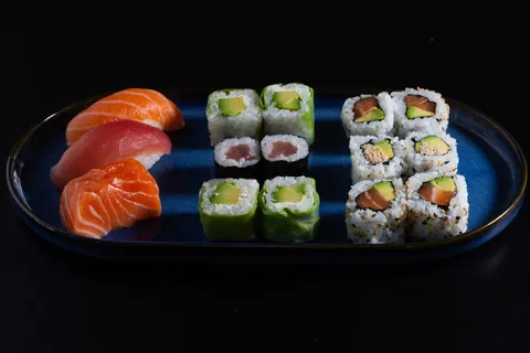 Plateau mixte (16 pièces) de Mas Sushi
