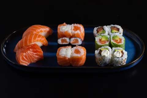 Plateau saumon (16 pièces) de Mas Sushi