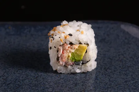 California crabe avocat (4 pièces) de Mas Sushi