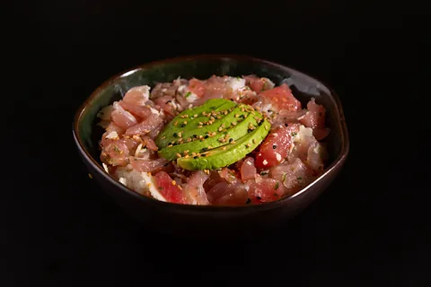 Chirashi tartare de thon avocat de Mas Sushi