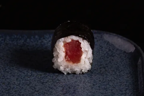 Maki thon (4 pièces) de Mas Sushi