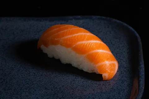 Nigiri saumon (2 pièces) de Mas Sushi