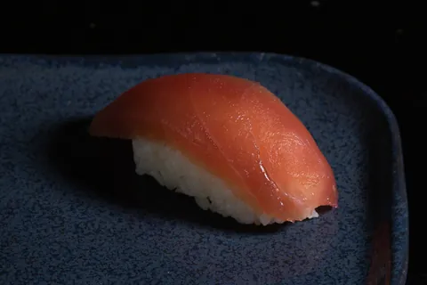 Nigiri thon (2 pièces) de Mas Sushi