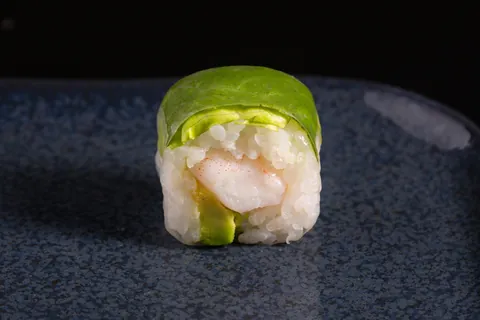 Spring crevette avocat (4 pièces) de Mas Sushi