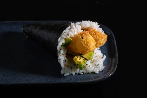 Temaki crevette panée avocat (1 pièce) de Mas Sushi